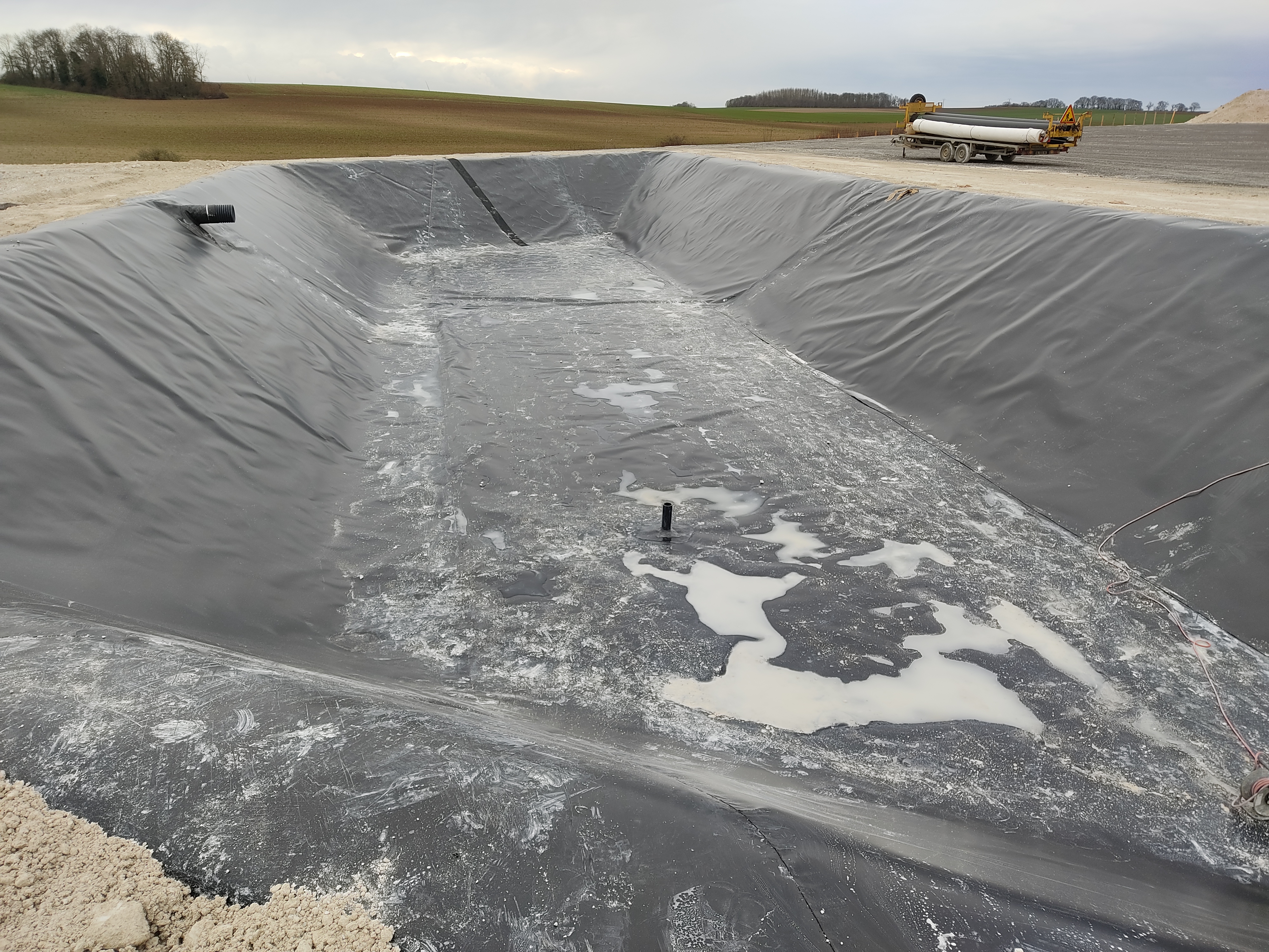 BASSIN DE RECUPERATION D'EAU DE PLATE FORME  DPT 02